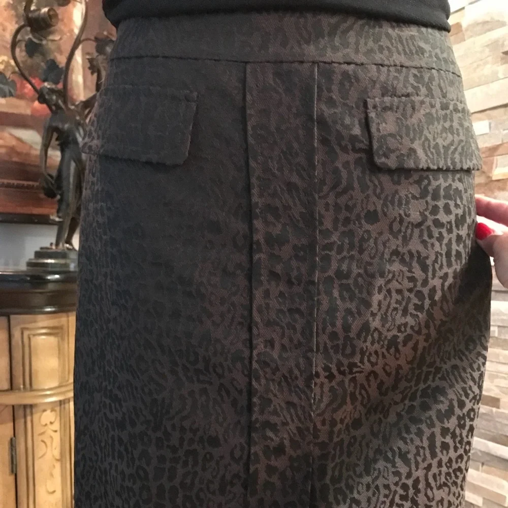 Ann Taylor Leopard Print Skirt A-Line Brown Black Career Workwear Size 4P - Picture 2 of 6